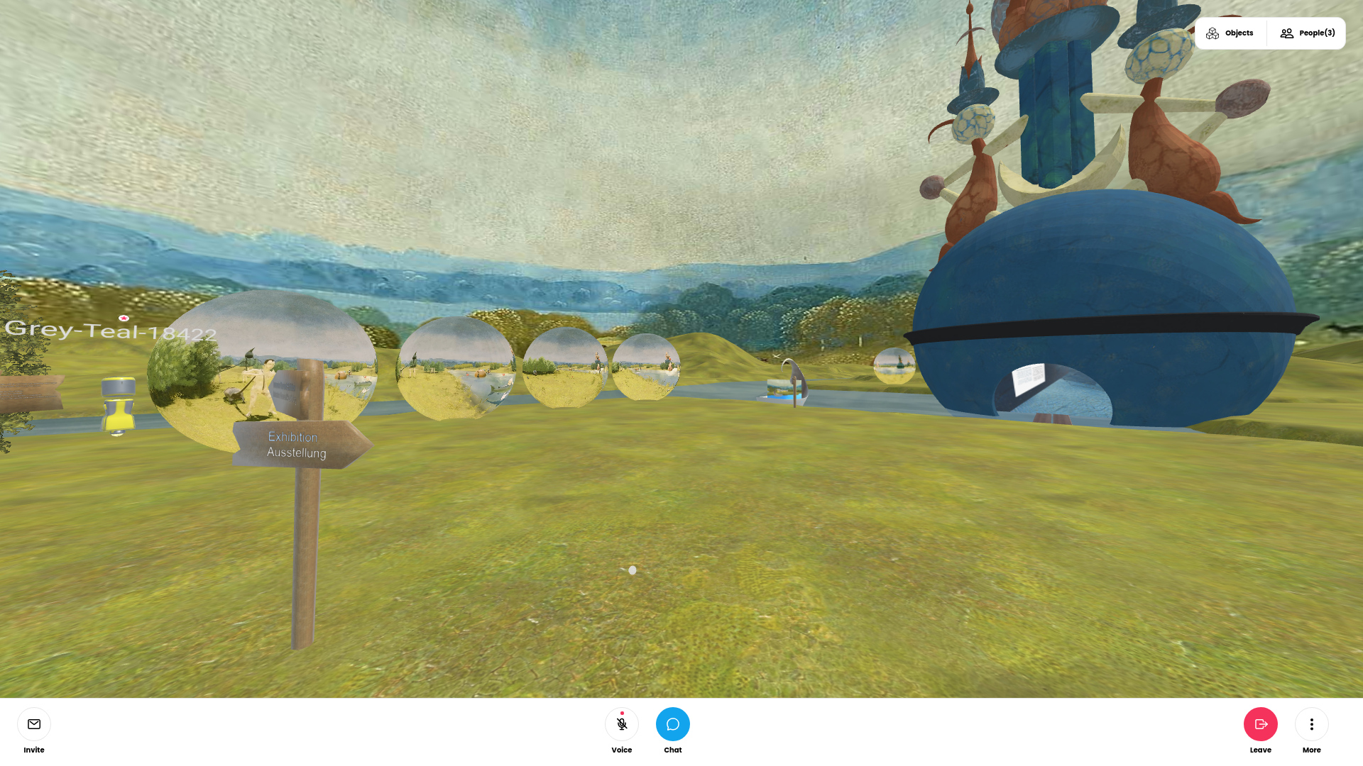 Virtuelle Ausstellungsansicht in den "Garten der Lüste" von Hieronymus Bosch. Ein hölzerner Pfeil zeigt nach rechts und trägt die Worte Ausstellung/ Exhibition. 